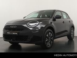 Zwart Nieuw 2025 Fiat 600 Urban SUV | € 27.825 (Goede deal)