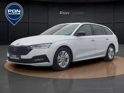 Wit, metallic lak Gebruikt 2023 Skoda Octavia Business Line Stationwagen | € 23.450 (Eerlijke prijs)