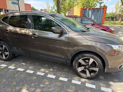 Bruin Gebruikt 2015 Nissan Qashqai SUV | € 7.700 (Eerlijke prijs)