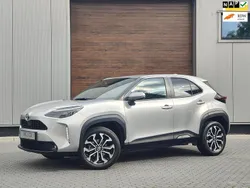 Zilver, metallic lak Gebruikt 2021 Toyota Yaris Cross Edition SUV | € 24.700 (Eerlijke prijs)