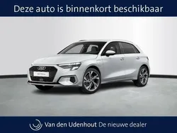 Wit Gebruikt 2024 Audi A3 Sportback Advanced Hatchback | € 35.940 (Eerlijke prijs)