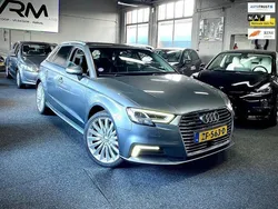 Grijs Gebruikt 2016 Audi A3 Sportback S-Line Hatchback | € 21.599