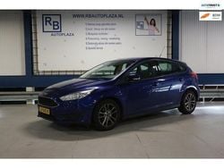 Blauw Gebruikt 2016 Ford Focus Trend Hatchback | € 8.250 (Goede deal)