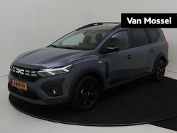 Grijs Gebruikt 2024 Dacia Jogger Extreme MPV | € 22.730 (Eerlijke prijs)