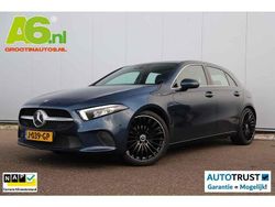 Denim blue metallic finish (667u) (blauw me Gebruikt 2020 Mercedes A160 Business Stationwagen | € 19.900 (Goede deal)