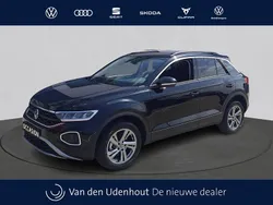 Zwart Gebruikt 2025 VW T-Roc Edition SUV | € 38.450 (Iets duurder)