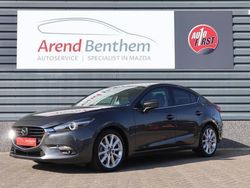 Grijs Gebruikt 2017 Mazda 3 Sedan | € 14.750 (Eerlijke prijs)