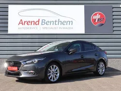 Grijs Gebruikt 2017 Mazda 3 Sedan | € 14.900 (Eerlijke prijs)