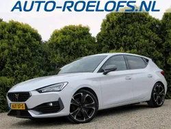 Wit, metallic lak Gebruikt 2022 Cupra Leon VZ Hatchback | € 24.390 (Super prijs)