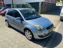 Blauw Gebruikt 2006 Ford Fiesta Futura Hatchback | € 2.950 (Eerlijke prijs)