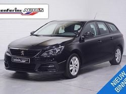 Zwart Gebruikt 2020 Peugeot 308 Active Hatchback | € 14.250 (Eerlijke prijs)