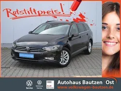 Zwart Gebruikt 2022 VW Passat Business Stationwagen | € 36.443 (Duur)