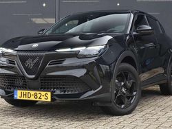 Zwart Gebruikt 2025 Alfa Romeo Junior SUV | € 32.400 (Eerlijke prijs)
