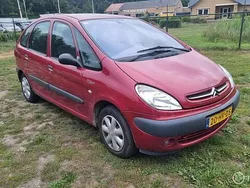 Rood Gebruikt 2002 Citroën Xsara Picasso MPV | € 1.850 (Iets duurder)