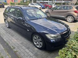 Blauw Gebruikt 2006 BMW 318 Executive Stationwagen | € 3.000 (Iets duurder)