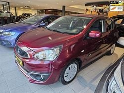 Rood Gebruikt 2017 Mitsubishi Space Star Hatchback | € 5.999 (Iets duurder)