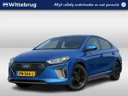 Blauw Gebruikt 2017 Hyundai Ioniq Sedan | € 13.225 (Eerlijke prijs)