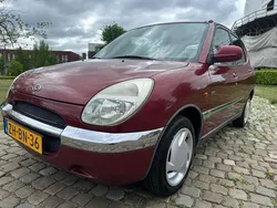 Rood Gebruikt 1999 Daihatsu Sirion Hatchback | € 1.895 (Goede deal)