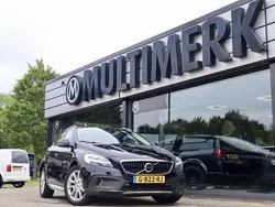 Zwart Gebruikt 2019 Volvo V40 CC Stationwagen | € 14.885 (Goede deal)