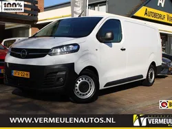 Wit Gebruikt 2023 Opel Vivaro-e Combi Edition Van | € 24.900