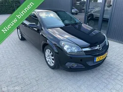 Zwart Gebruikt 2009 Opel Astra GTC Cosmo Hatchback | € 3.499 (Super prijs)