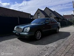Overige Gebruikt 1996 Mercedes E280 Elegance Sedan | € 3.750