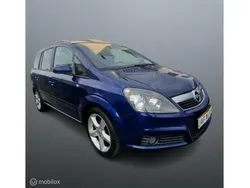 Blauw Gebruikt 2005 Opel Zafira Executive MPV | € 1.999 (Eerlijke prijs)