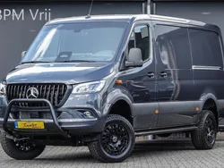 Zwart Nieuw 2024 Mercedes Sprinter Van | € 69.950