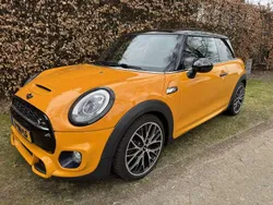 Gebruikt 2015 Mini John Cooper Works Hatchback | € 13.950