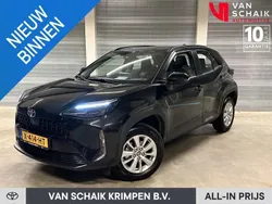 Zwart Gebruikt 2023 Toyota Yaris Cross Active SUV | € 28.940 (Eerlijke prijs)