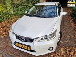 Wit Gebruikt 2012 Lexus CT200h Business Edition Hatchback | € 6.945 (Eerlijke prijs)