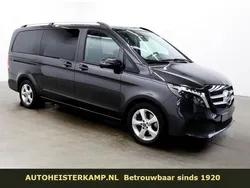 Grijs Gebruikt 2024 Mercedes V220 Edition MPV | € 52.950 (Goede deal)