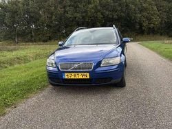 Blauw Gebruikt 2005 Volvo V50 Kinetic Stationwagen | € 2.500 (Eerlijke prijs)