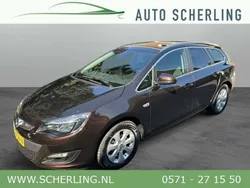 Bruin, metallic lak Gebruikt 2015 Opel Astra Edition Stationwagen | € 9.950 (Eerlijke prijs)