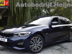 Blauw Gebruikt 2021 BMW 330e Executive Stationwagen | € 33.745 (Eerlijke prijs)