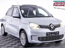 Blauw Gebruikt 2021 Renault Twingo Vibes Hatchback | € 12.900 (Eerlijke prijs)