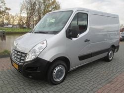 Grijs Gebruikt 2012 Renault Master Van | € 7.750 (Goede deal)