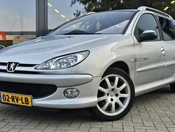Grijs Gebruikt 2005 Peugeot 206 Quiksilver Stationwagen | € 640 (Goede deal)
