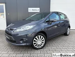 Grijs Gebruikt 2011 Ford Fiesta Hatchback | € 3.950 (Eerlijke prijs)