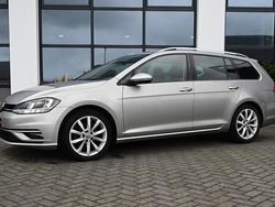Grijs Gebruikt 2017 VW Golf VII Highline Stationwagen | € 15.850 (Eerlijke prijs)