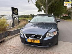 Blauw Gebruikt 2008 Volvo V50 Summum Stationwagen | € 3.250 (Eerlijke prijs)