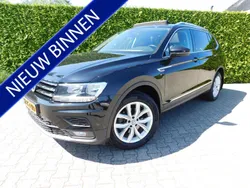 Zwart Gebruikt 2018 VW Tiguan Comfortline SUV | € 26.950 (Duur)