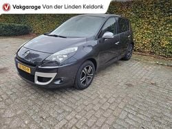 Grijs Gebruikt 2010 Renault Scénic III MPV | € 999.999