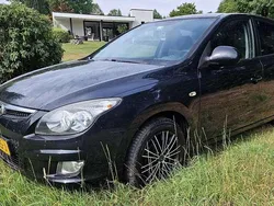 Zwart Gebruikt 2010 Hyundai i30 Active MPV | € 2.495 (Eerlijke prijs)