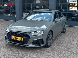 Grijs Gebruikt 2019 Audi A4 S-Line Sedan | € 29.950 (Duur)