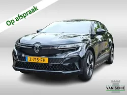 Zwart Gebruikt 2024 Renault Mégane Equilibre Hatchback | € 26.900 (Iets duurder)
