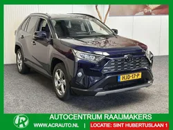 Blauw, metallic lak Gebruikt 2020 Toyota RAV4 SUV | € 28.935 (Eerlijke prijs)