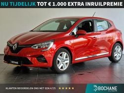 Rood Gebruikt 2020 Renault Clio V Zen Hatchback | € 13.735 (Goede deal)