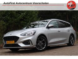 Grijs, metallic lak Gebruikt 2021 Ford Focus Business Edition Stationwagen | € 17.900 (Eerlijke prijs)