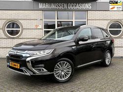 Zwart Gebruikt 2018 Mitsubishi Outlander P-HEV Intense SUV | € 17.950 (Goede deal)